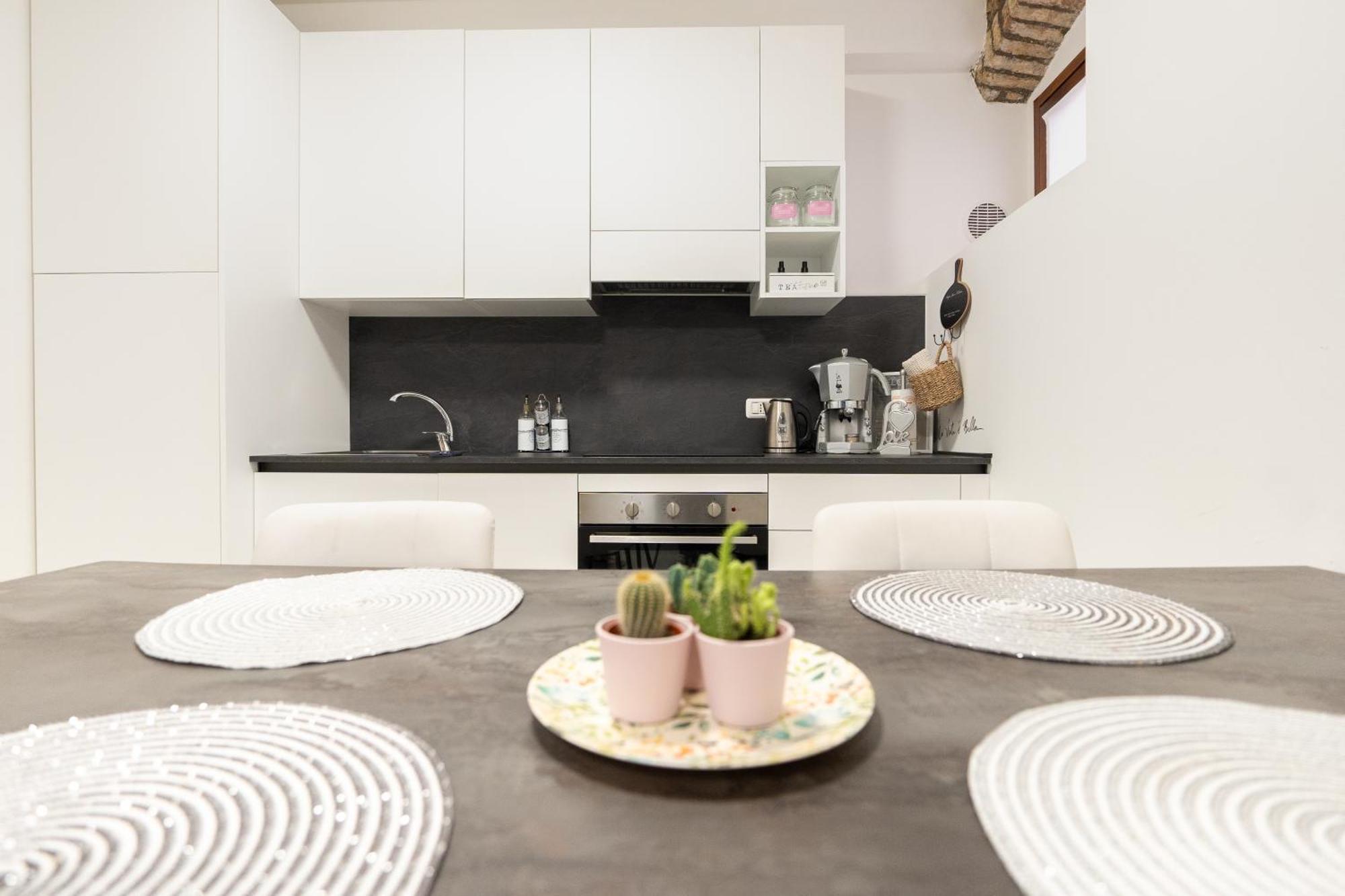 C-Apartment Lake Garda Salò Eksteriør bilde